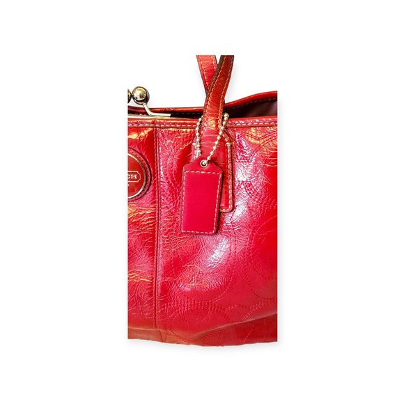 Red Patent Leather Satchel Carry-All Stitch Monogram Bag 2011 🎉 - Picture 5 of 16
